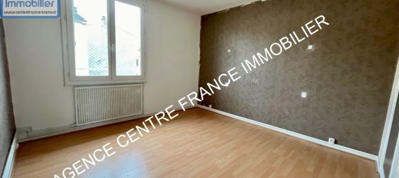2 chambres Appartement à Bourges, France No. 214966 5