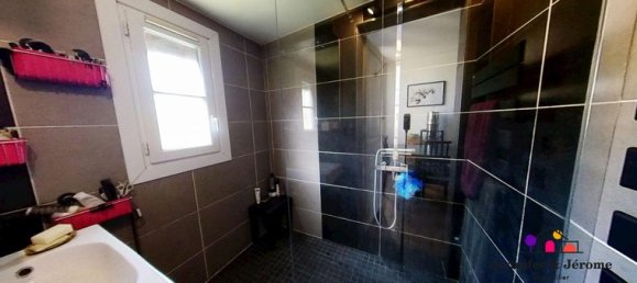 Casa de 3 dormitorios en Ermont, France No. 354022 9