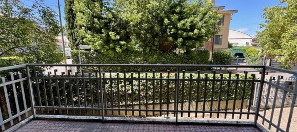 3 bedrooms Apartment in Padua, Italy No. 260387 10