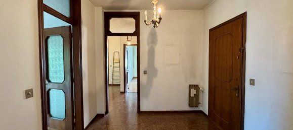 3 bedrooms Apartment in Padua, Italy No. 260387 7