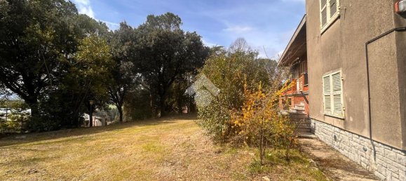 Вилла с 5 комнатами в Коллаццоне, Италия № 13695 8