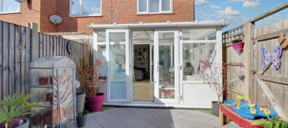 2 bedrooms Commercial property in Tatsfield, United Kingdom No. 4776 7