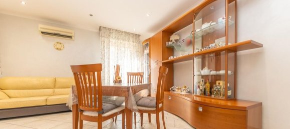 4-salle Appartement à Rome, Italy No. 52707 8