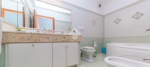 4-salle Appartement à Rome, Italy No. 52707 25