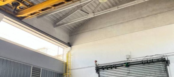 Lagerhaus in Monza, Italy 1050m², Nr. 212898 2