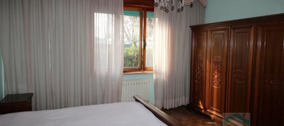 3-salle Maison à Udine, Italy No. 24519 8