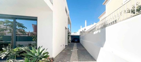 4 Schlafzimmer Villa in Portimao, Portugal, Nr. 115604 89
