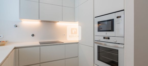 2 غرف نوم منزل ذو طابقين في Porto, Portugal رقم 12216 12