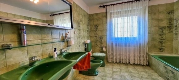 8-Zimmer Bungalow in Schwalm-Eder, Germany, Nr. 134481 11