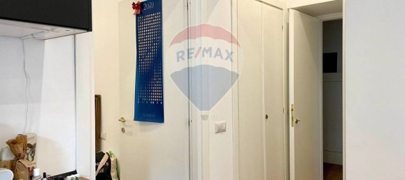 2 bedrooms Apartment in Rome, Italy No. 19397 19