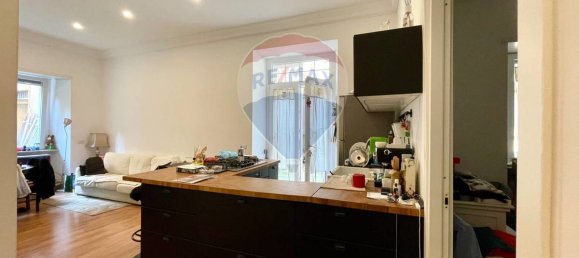 2 bedrooms Apartment in Rome, Italy No. 19397 11