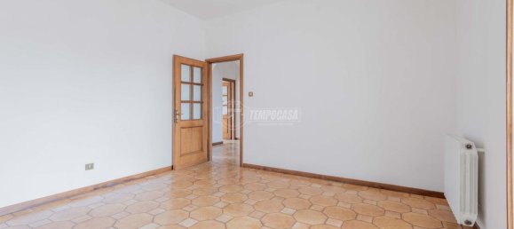 3 rooms Apartment in Vetralla, Italy No. 149318 5