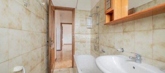 3 rooms Apartment in Vetralla, Italy No. 149318 15