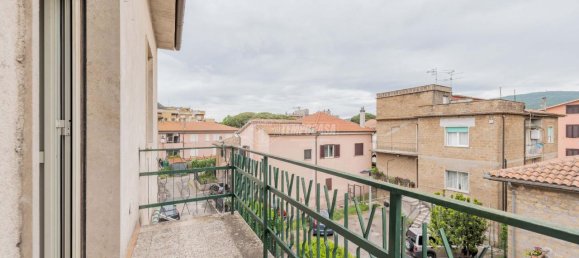 3 rooms Apartment in Vetralla, Italy No. 149318 13