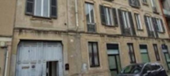 Apartamento de 2 divisões em Busto Arsizio, Italy N.º 272850 4