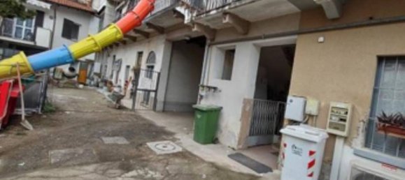 Apartamento de 2 divisões em Busto Arsizio, Italy N.º 272850 5