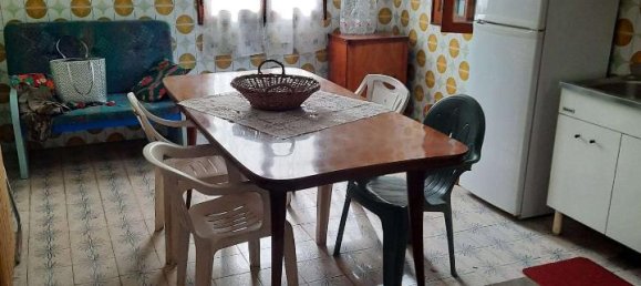 7 rooms Villa in Modena, Italy No. 131744 6