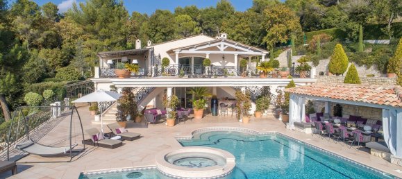 6 bedrooms Villa in La Colle-sur-Loup, France No. 647 11