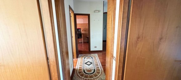 5-salle Appartement à Civita Castellana, Italy No. 197690 9
