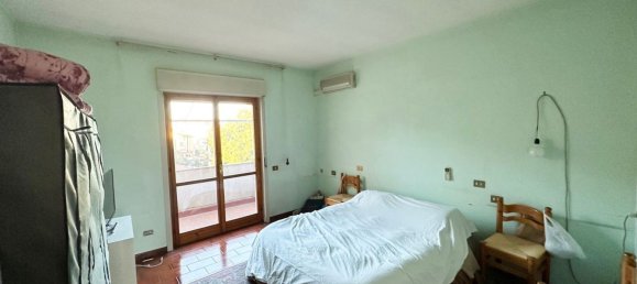 5-salle Appartement à Civita Castellana, Italy No. 197690 7