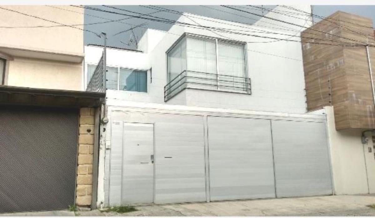 3 bedrooms House in Puebla, Mexico No. 145801