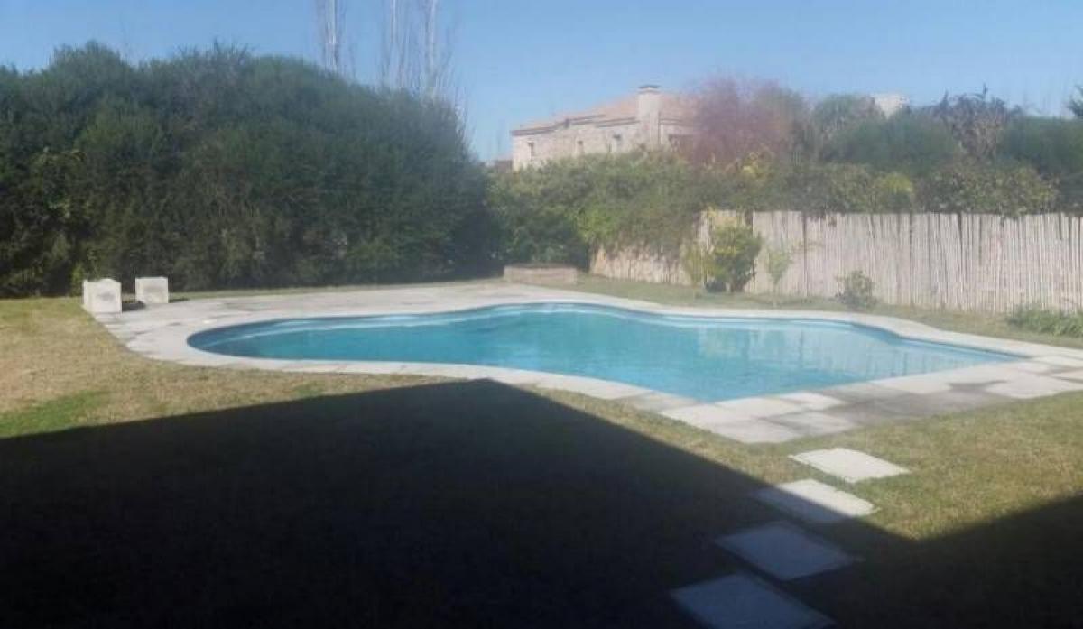 4 Schlafzimmer Haus in Tigre, Argentina, Nr. 7437