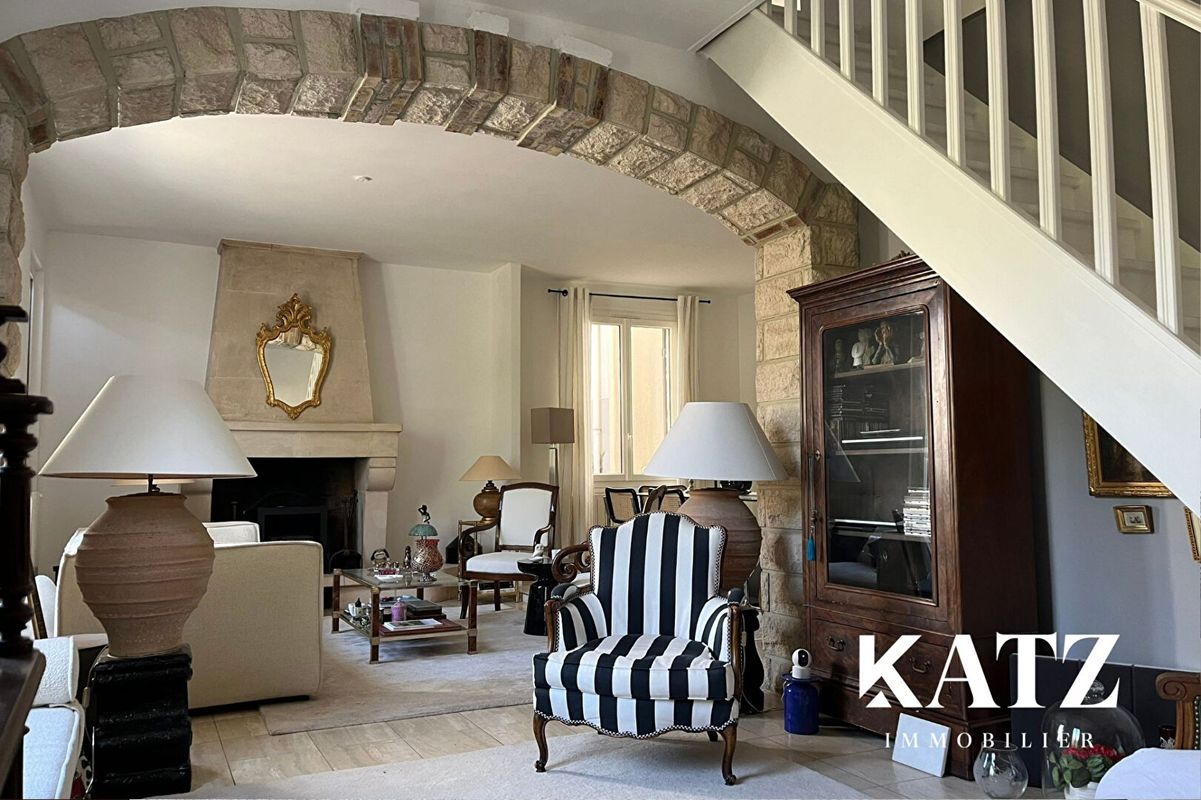 3 Schlafzimmer Haus in Saint-Cloud, France, Nr. 177562