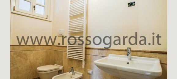 Студия в Дезенцано дель Гарда, Италия № 88761 5