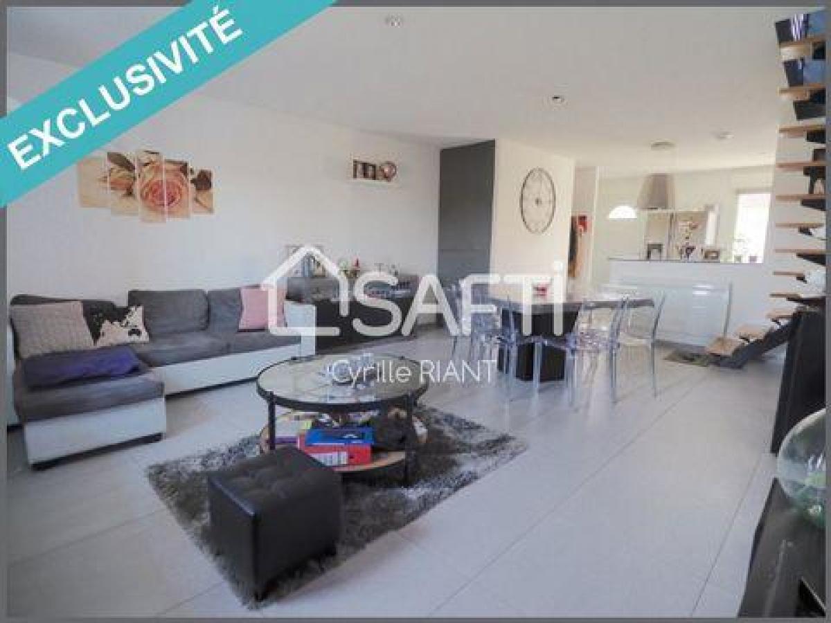 Apartamento T2 em Rives, France N.º 27132