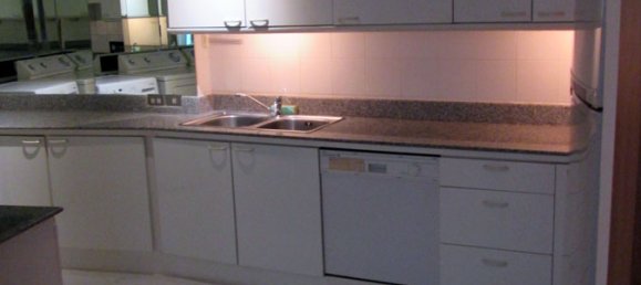 3 bedrooms Condo in Pattaya, Thailand No. 4005 2