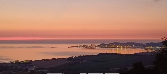 5 bedrooms Villa in Ancona, Italy No. 98803 44