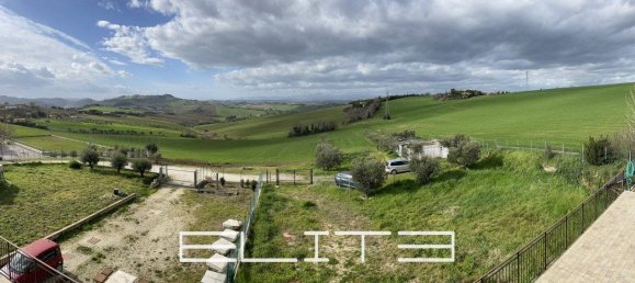 5 bedrooms Villa in Ancona, Italy No. 98803 18