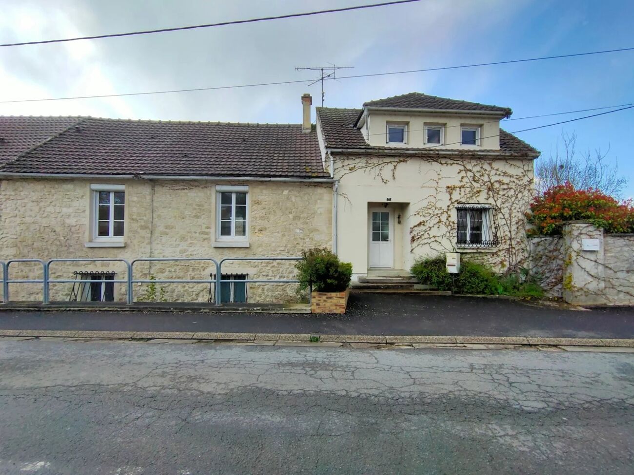 5 bedrooms House in Mareuil-sur-Ourcq, France No. 93325