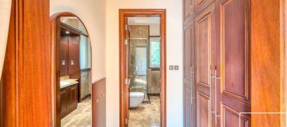 Вилла с 7 спальнями в Emirates Hills, ОАЭ № 112394 16