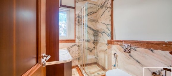 Вилла с 7 спальнями в Emirates Hills, ОАЭ № 112394 20