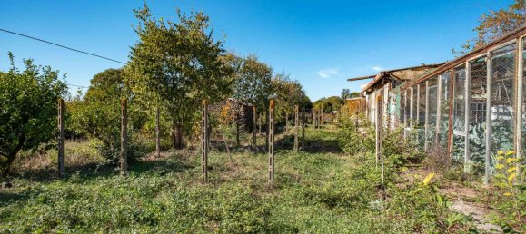 814m² Land in Aci Bonaccorsi, Italy No. 153693 2