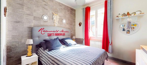 3 bedrooms House in Toulon, France No. 331859 4