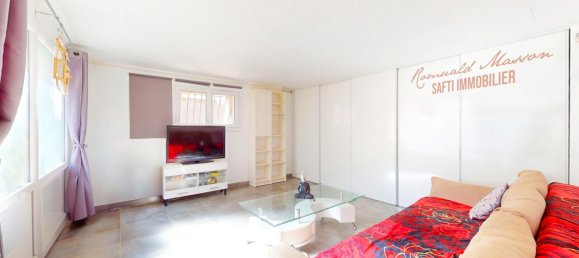 3 bedrooms House in Toulon, France No. 331859 10