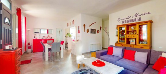 3 bedrooms House in Toulon, France No. 331859 3