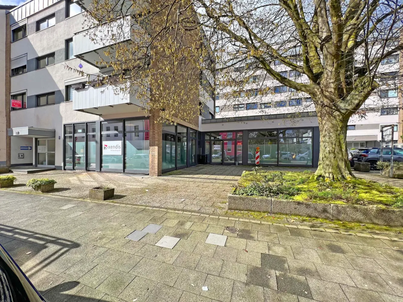 Propiedad comercial de 5 habitaciónes en Monchengladbach, Germany No. 81726