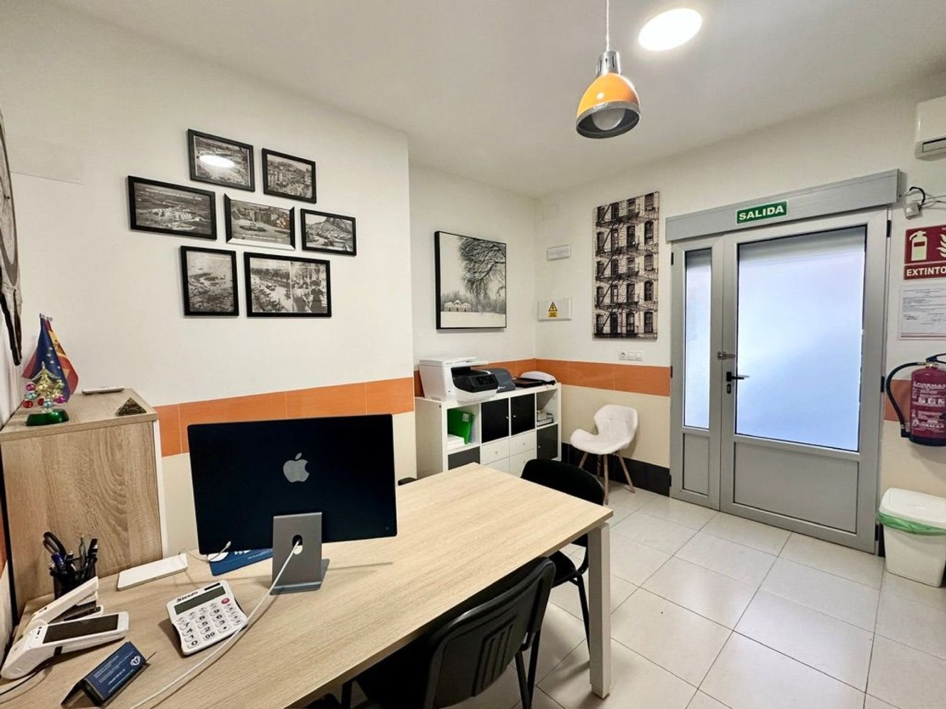 Imóvel comercial em Alicante, Spain 27 m² N.º 134309