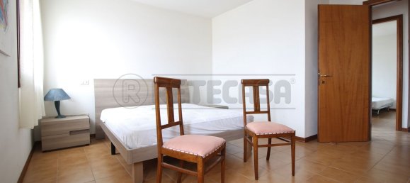 5 rooms House in Altissimo, Italy No. 281229 12