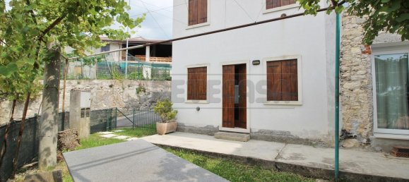 5 rooms House in Altissimo, Italy No. 281229 3