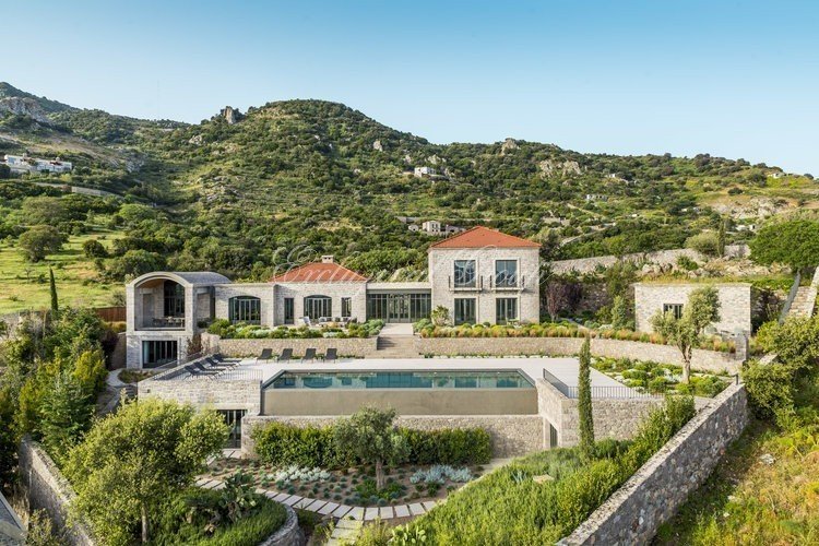 Villa 5+5 in Bodrum, Turkey No. 28443