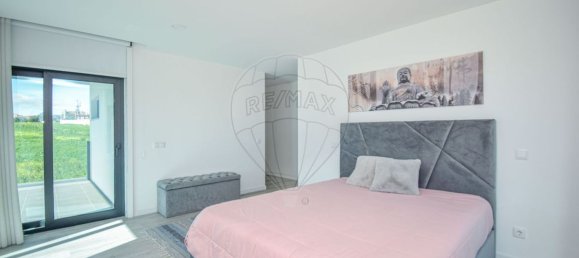 5 bedrooms House in Porto Salvo, Portugal No. 43029 26