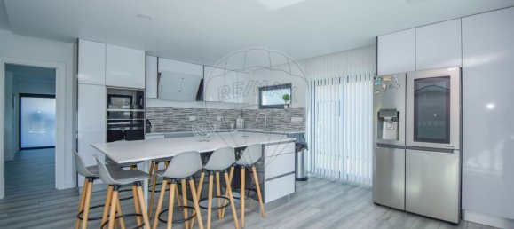 5 bedrooms House in Porto Salvo, Portugal No. 43029 16