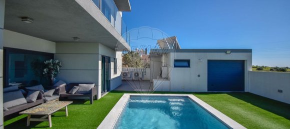 5 bedrooms House in Porto Salvo, Portugal No. 43029 46