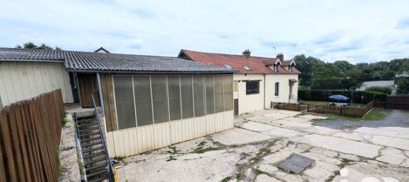 Casa de 5 dormitorios en Le Meux, France No. 301136 17