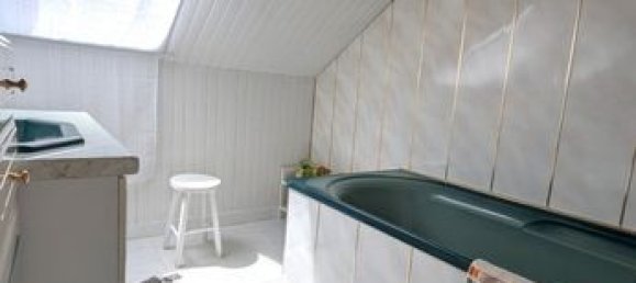 Casa de 5 dormitorios en Le Meux, France No. 301136 11