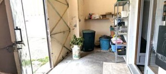 Casa de 5 dormitorios en Le Meux, France No. 301136 14